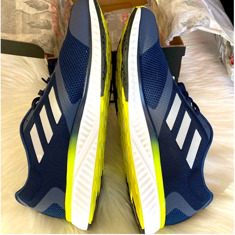 🆕 Adidas Classic Men’s Edge RC Athletic Running Shoes - Picture 5 of 9
